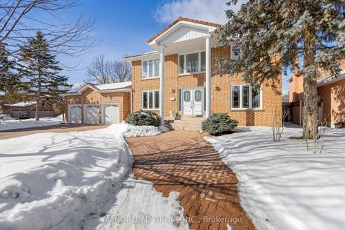 45 Aitken Cir, Unionville, ON, L3R7L3 | Card Image