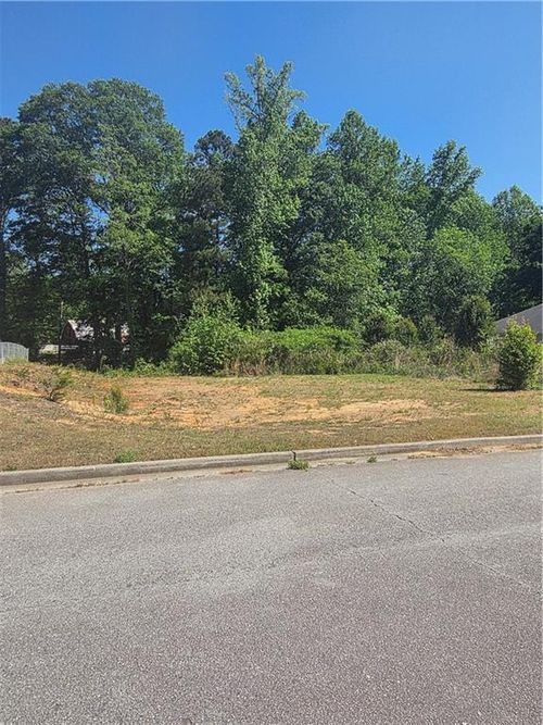 31 Lazarus Dr, Hiram, GA, 30141-4957 | Card Image