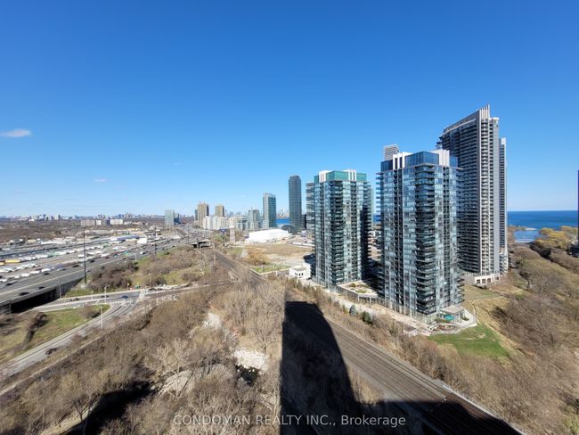 1924 - 165 Legion Rd N, Condo with 2 bedrooms, 2 bathrooms and 1 parking in Etobicoke ON | Image 10
