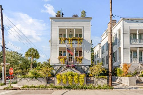 28 Bennett Street, Charleston, SC, 29401 | Card Image