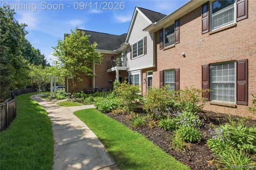 3086 Kneeland Cir, Howell, MI, 48843-4510 | Card Image