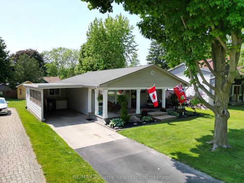 17 Louisa St, Bayfield, ON, N0M1G0 | Card Image