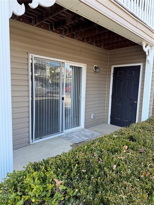 612 Saravalle Dr, Saint Peters, MO, 63376-8205 | Card Image