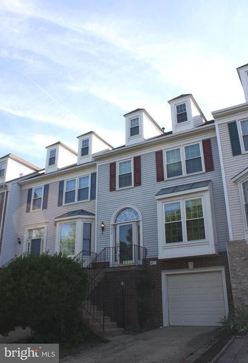 7059-7059 Kings Manor Dr, ALEXANDRIA, VA, 22315-5637 | Card Image