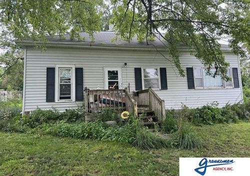 120 Center St, Auburn, NE, 68305-8243 | Card Image