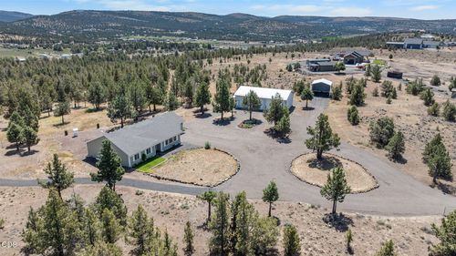 11518 Se View Top Ln, Prineville, OR, 97754-9081 | Card Image
