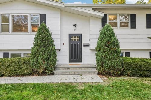 19 Payson Rd, Cornwall On Hudson, NY, 12520-1604 | Card Image