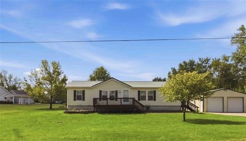 400 Emma St, Osborn, MO, 64474-7173 | Card Image