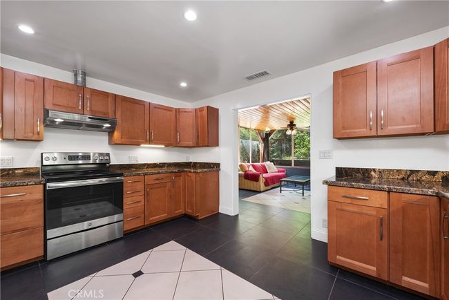 MAIN HOUSE KITCHEN | Image 30