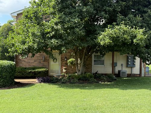 216 Cottage Pl, Nashville, TN, 37214-2052 | Card Image