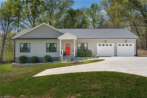 8161 Concord Church Rd, Lewisville, NC, 27023-8406 | Card Image