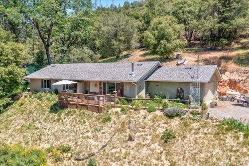 43263 E Sugar Pine Dr, Oakhurst, CA, 93644 | Card Image