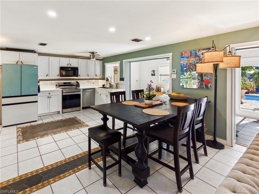 Residential in NORTH FORT MYERS 3