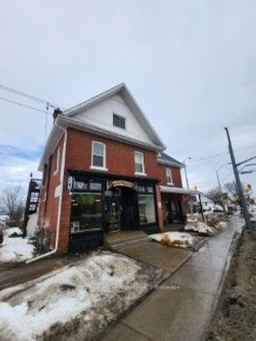 5-822 Ward St, Bridgenorth, ON, K0L1H0 | Card Image