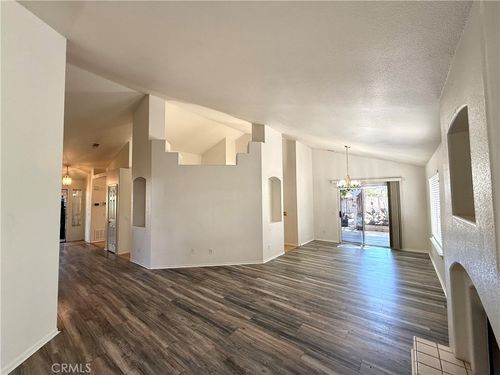1129 Osprey St, San Jacinto, CA, 92583-4848 | Card Image