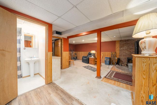 2013 E Sylvan Cir, House other with 4 bedrooms, 2 bathrooms and null parking in Brandon SD | Image 31