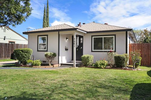 3061 Kroy Way, Sacramento, CA, 95820-2054 | Card Image