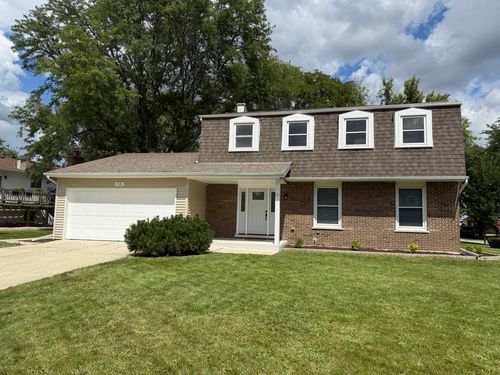 1581 Groton Ln, Wheaton, IL, 60189-7747 | Card Image