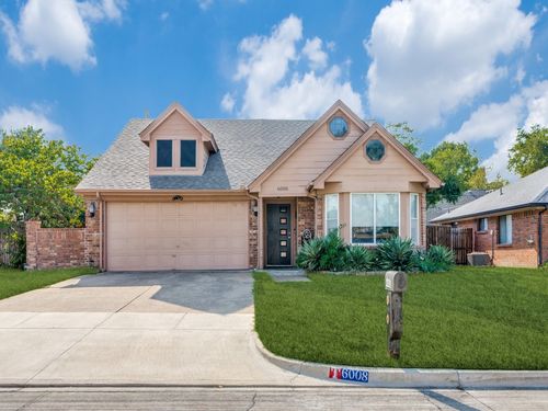 6008 Meadowdale Rd, Arlington, TX, 76017-6418 | Card Image
