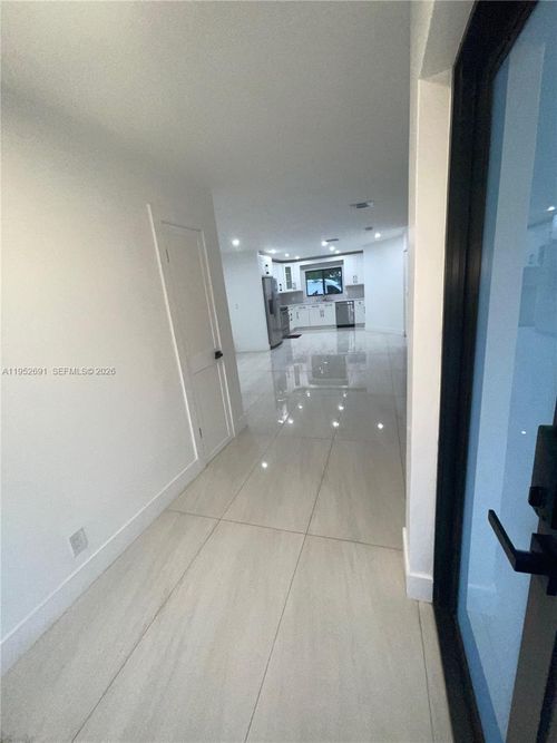 7590 Johnson St, Hollywood, FL, 33024-6831 | Card Image