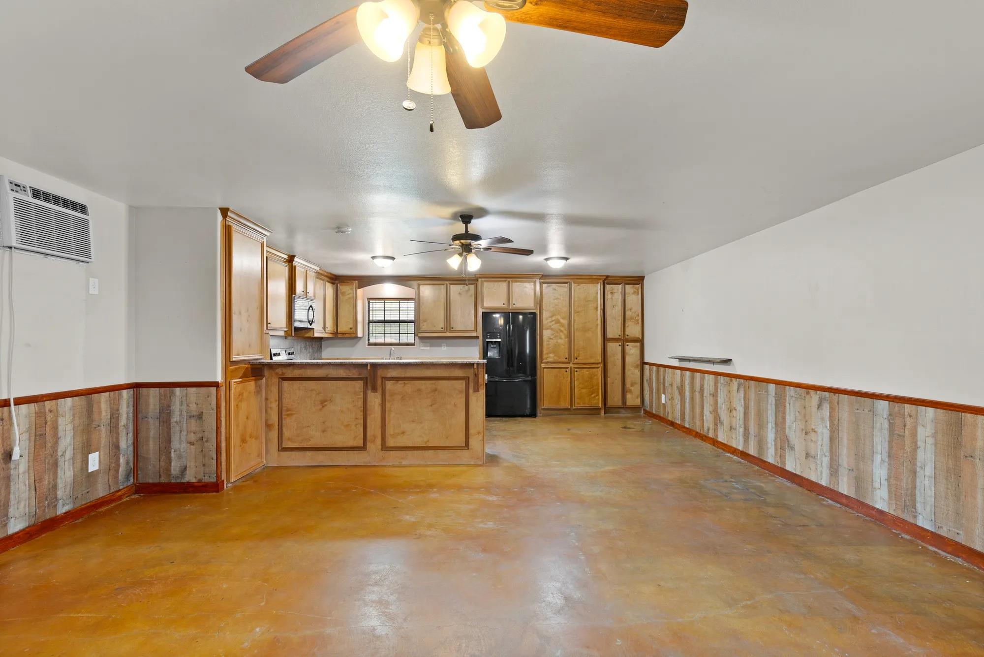 Residential Lease in Cleveland 4