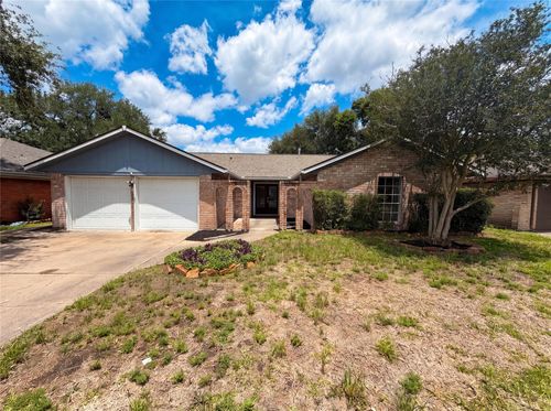 1913 Tulsa St, Deer Park, TX, 77536-4638 | Card Image