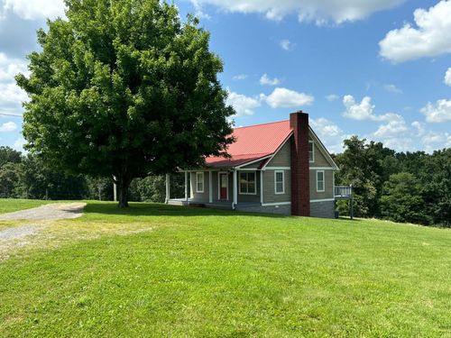 412 Hawkins Rd, Westmoreland, TN, 37186-2557 | Card Image