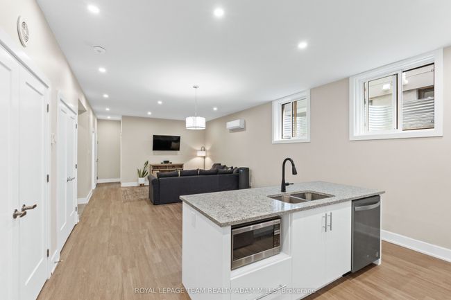 D - 419 Ravenhill Ave, Home with 2 bedrooms, 2 bathrooms and 1 parking in Ottawa ON | Image 10