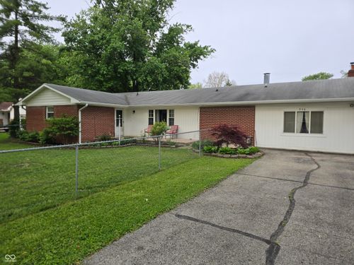 946 N Mitchner Ave, Indianapolis, IN, 46219-5122 | Card Image