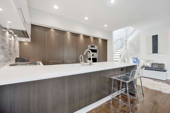 APT-3 - 2235 W Belden Ave, Condo with 3 bedrooms, 2 bathrooms and 1 parking in CHICAGO IL | Image 5
