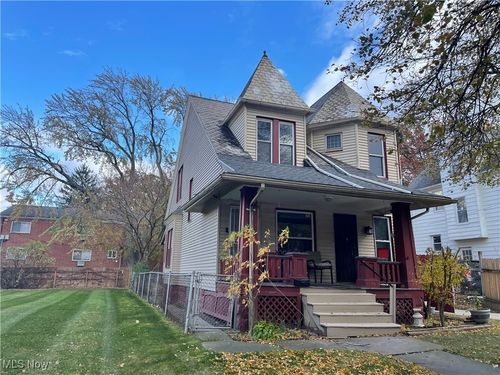 1461 Newman Ave, Lakewood, OH, 44107-5117 | Card Image
