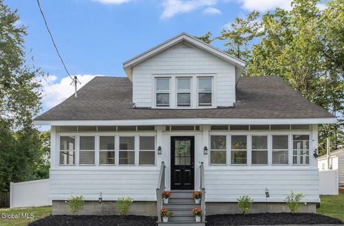 12 Poplar St, Colonie, NY, 12205-4308 | Card Image