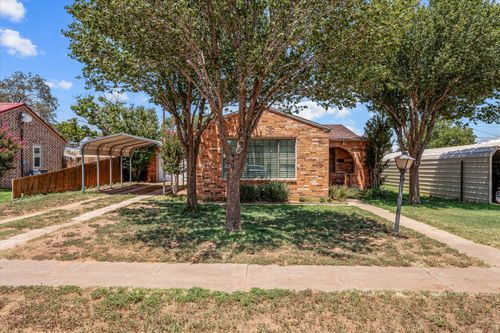 117 Poplar St, Levelland, TX, 79336-5623 | Card Image