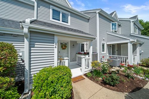 84-84 Westcliff Dr, Plymouth, MA, 02360-1477 | Card Image