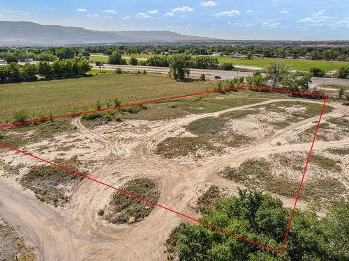 3064 N I 70 Frontage Rd, Grand Junction, CO, 81504-4744 | Card Image