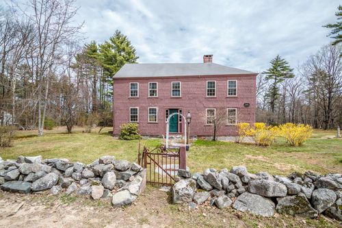 2460 Green Hill Rd, Chatham, NH, 03813-5403 | Card Image