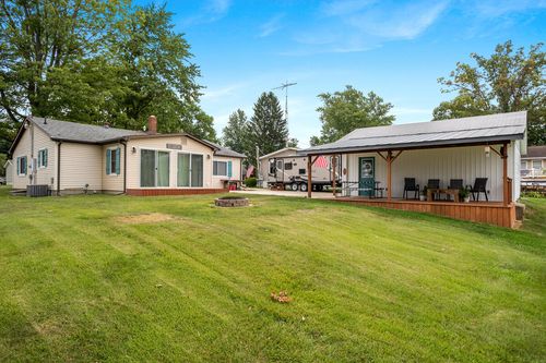 418 W Russell Dr, Coldwater, MI, 49036-8861 | Card Image