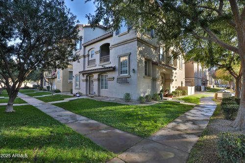 4206 E Jasper Dr, Gilbert, AZ, 85296-8463 | Card Image