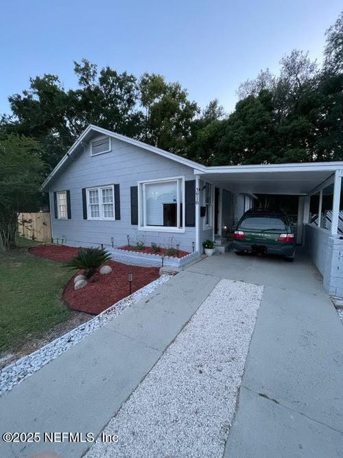 3910 Grant Rd, JACKSONVILLE, FL, 32207-6629 | Card Image