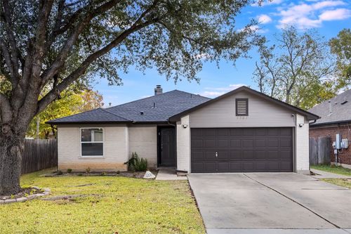 1207 Hughmont Dr, Pflugerville, TX, 78660-2263 | Card Image