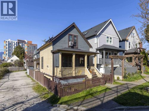 1011 Keefer St, Vancouver, BC, V6A1Y9 | Card Image