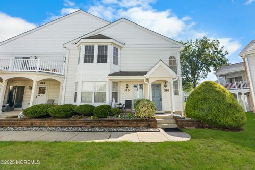 316 Tulip Ln, Freehold, NJ, 07728-4040 | Card Image