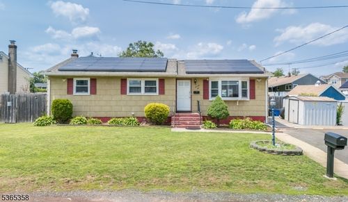 75 Lillian St, Somerset, NJ, 08873-2656 | Card Image
