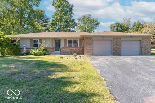 374 Shadow Road, Greenwood, IN, 46142 | Card Image