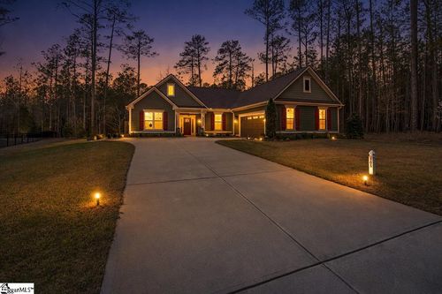 105 Charlotte Dr, Mc Cormick, SC, 29835-2414 | Card Image