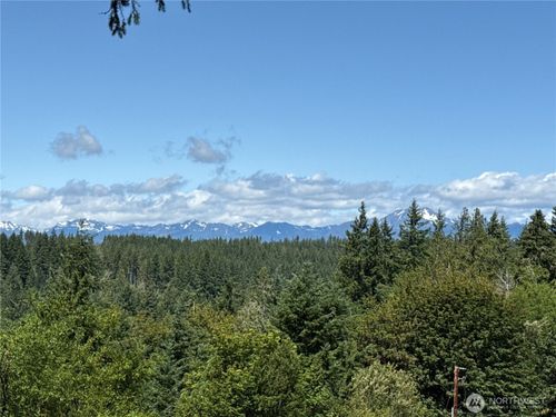 31 Ne Sail Loft Ct, Belfair, WA, 98528-9254 | Card Image