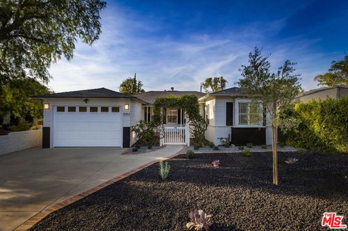 12153 Maxwellton Rd, Studio City, CA, 91604 | Card Image