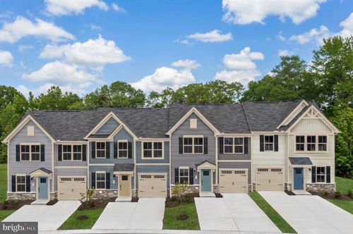 2470 Silver Leaf Dr, FREDERICK, MD, 21702-1560 | Card Image