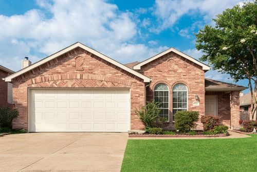 1004 Trickham Dr, Forney, TX, 75126-5104 | Card Image