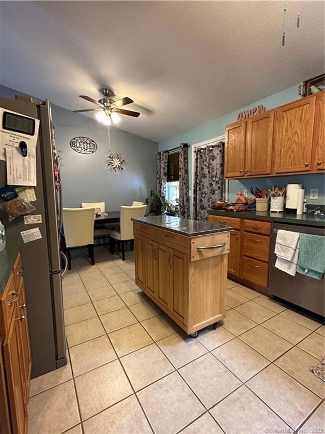 12 Tamarack Cir, House other with 3 bedrooms, 1 bathrooms and null parking in Killingly CT | Image 7
